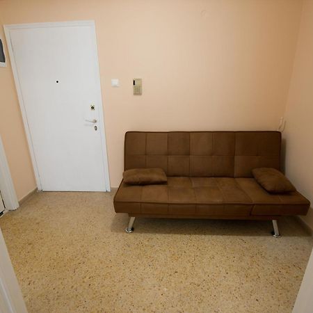 Vip Greece Petros Apartment Athena Bagian luar foto