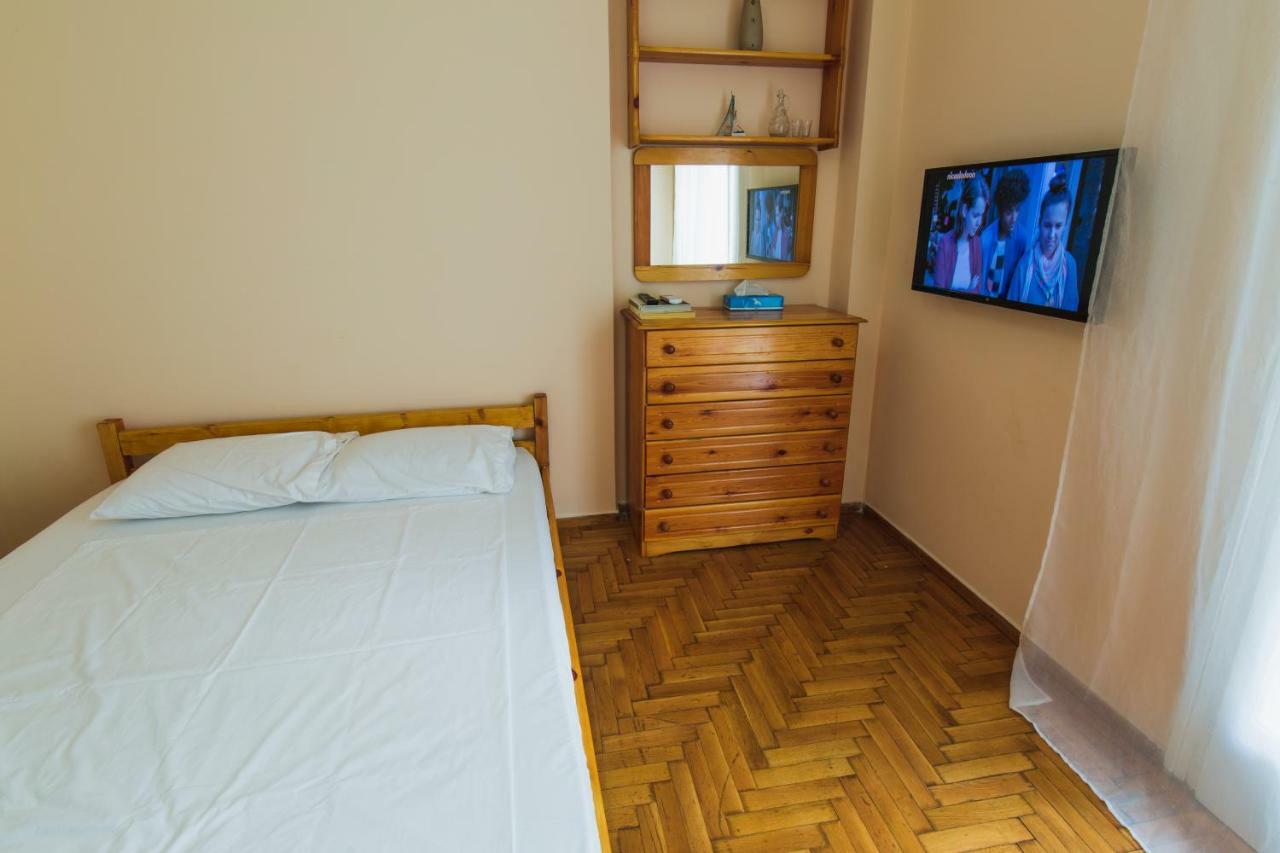 Vip Greece Petros Apartment Athena Bagian luar foto